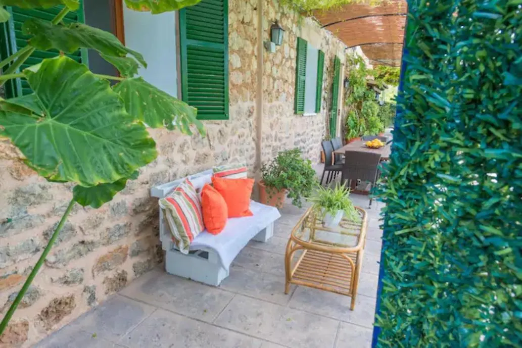 Casa Margarita, Casa Con Piscina En Fornalutxヴィラ ヴィラ フォルナルッチ